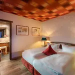 Отель Wellnesshotel Seeschloesschen - Privat- & Naturresort Зенфтенберг