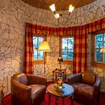 Wellnesshotel Seeschloesschen - Privat- & Naturresort Отель Зенфтенберг