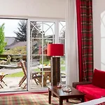 Wellnesshotel Seeschloesschen - Privat- & Naturresort Hotel