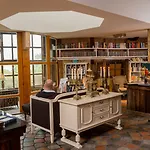 Wellnesshotel Seeschloesschen - Privat- & Naturresort Отель Зенфтенберг