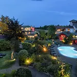 Wellnesshotel Seeschloesschen - Privat- & Naturresort Hotel