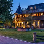 Wellnesshotel Seeschloesschen - Privat- & Naturresort Зенфтенберг