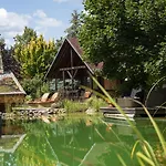 Wellnesshotel Seeschloesschen - Privat- & Naturresort Отель Зенфтенберг