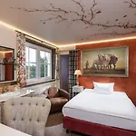 Wellnesshotel Seeschloesschen - Privat- & Naturresort Отель Зенфтенберг