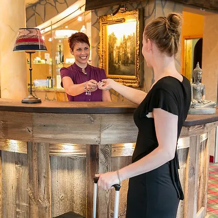 Wellnesshotel Seeschloesschen - Privat- & Naturresort Отель