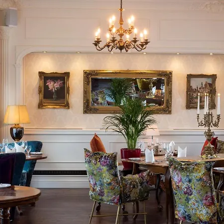 Wellnesshotel Seeschloesschen - Privat- & Naturresort 4* 센프텐베르크