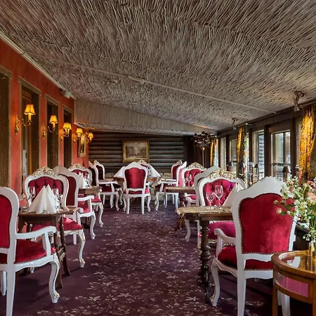 Wellnesshotel Seeschloesschen - Privat- & Naturresort 호텔 센프텐베르크