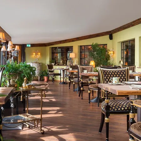 Wellnesshotel Seeschloesschen - Privat- Spa & Naturresort