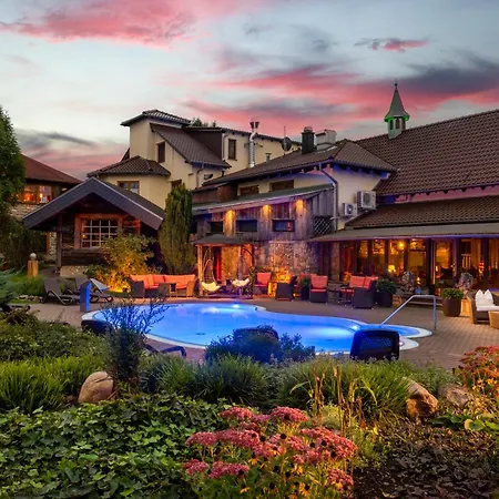 Hotel Wellnesshotel Seeschloesschen - Privat- Spa & Naturresort Senftenberg