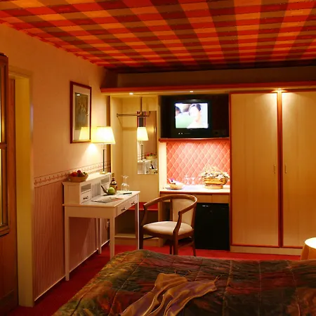 Wellnesshotel Seeschloesschen - Privat- & Naturresort 4* 센프텐베르크