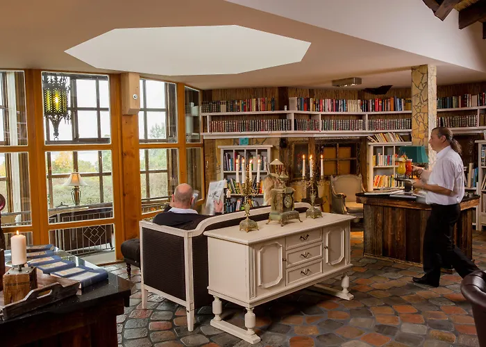 Wellnesshotel Seeschloesschen - Privat- & Naturresort فندق سنفتنبرغ