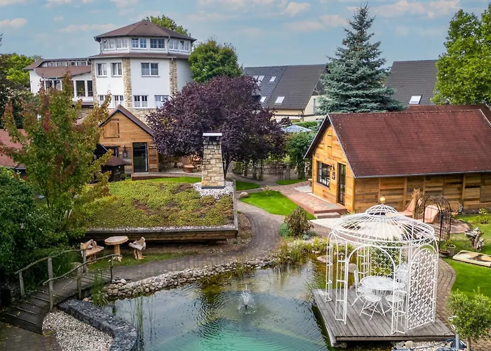 Wellnesshotel Seeschloesschen - Privat- & Naturresort فندق سنفتنبرغ